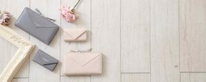 インスタグラム用、バッグ＆小物商品撮影の写真です。クライアントはAMAZING CIRCUSです。（8n-117）