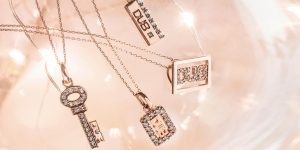 インスタグラム用、ジュエリー＆アクセサリー商品撮影の写真です。クライアントはDUBです。（8n-133）