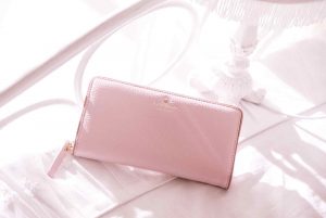 インスタグラム用、バッグ＆小物商品撮影の写真です。クライアントはAMAZING CIRCUSです。（8n-118）