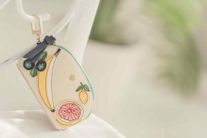 インスタグラム用、バッグ＆小物商品撮影の写真です。クライアントはAMAZING CIRCUSです。（8n-113）