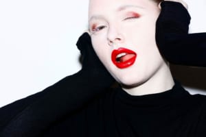 ウェブサイト（WEB）用、メイクアップビューティー ヘア撮影の写真です。（3o-220）