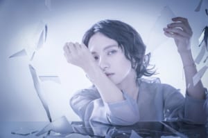 ウェブサイト（WEB）用、ジュエリー＆アクセサリーファッション モデル メンズ撮影の写真です。クライアントはDUBです。（11o-193）