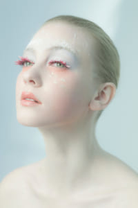 ウェブサイト（WEB）用、メイクアップビューティー ヘア撮影の写真です。（3o-221）